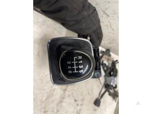 Begagnade Växelspak Ford Kuga II (DM2) 1.6 EcoBoost 16V Pris € 50,00 Marginaltabell erbjuds av Autodemontage van de Laar