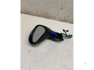 Gebruikte Buitenspiegel links Peugeot 308 (4A/C) 1.6 16V THP 150 Prijs € 75,00 Margeregeling aangeboden door Autodemontage van de Laar