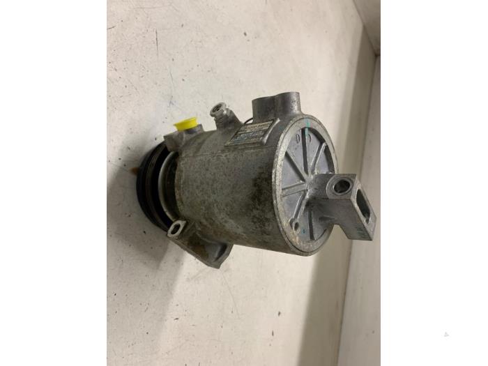 Luftkonditioneringspump från en Suzuki Celerio (LF) 1.0 12V Dualjet 2018