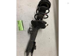 Begagnade Stötdämparstång, höger fram Suzuki Celerio (LF) 1.0 12V Dualjet Pris € 70,00 Marginaltabell erbjuds av Autodemontage van de Laar