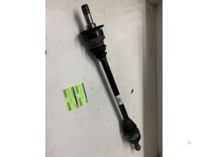 Gebruikte Aandrijfas rechts-achter BMW 3 serie (F30) 330e Prijs € 100,00 Margeregeling aangeboden door Autodemontage van de Laar