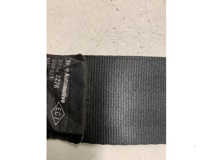 Främre säkerhetsbälte, höger från en Renault Master II (ED/HD/UD) 2.5 dCi 16V 100 2009