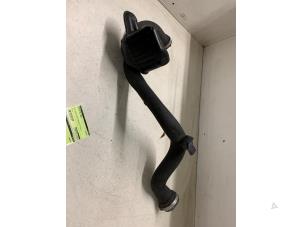 Begagnade Laddluftkylarslang Audi A5 Sportback (8TA) 1.8 TFSI 16V Pris € 35,00 Marginaltabell erbjuds av Autodemontage van de Laar