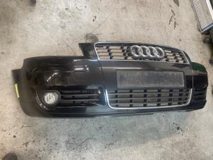 Begagnade Främre stötfångare Audi A3 (8P1) 1.6 16V FSI Pris € 125,00 Marginaltabell erbjuds av Autodemontage van de Laar