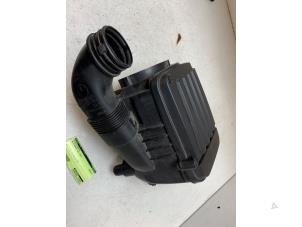 Begagnade Luftfilterhus Volkswagen Scirocco (137/13AD) 1.4 TSI 122 16V Pris € 40,00 Marginaltabell erbjuds av Autodemontage van de Laar