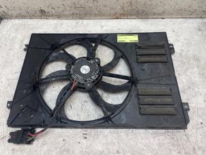 Begagnade Fläktmotor Skoda Yeti (5LAC) 1.2 TSI 16V Pris € 50,00 Marginaltabell erbjuds av Autodemontage van de Laar