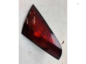 Gebruikte Achterlicht links Mitsubishi Colt (Z2/Z3) 1.3 16V Prijs € 20,00 Margeregeling aangeboden door Autodemontage van de Laar