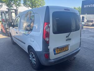 Gebruikte Achterbumper Renault Kangoo Express (FW) 1.5 dCi 90 FAP Prijs € 120,00 Margeregeling aangeboden door Autodemontage van de Laar