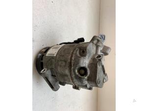 Begagnade Luftkonditioneringspump Renault Trafic (1FL/2FL/3FL/4FL) 2.0 dCi 16V 120 Pris € 70,00 Marginaltabell erbjuds av Autodemontage van de Laar