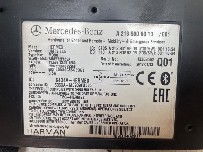 Bluetooth-modul från en Mercedes-Benz CLA (117.3) 1.6 CLA-180 16V 2017