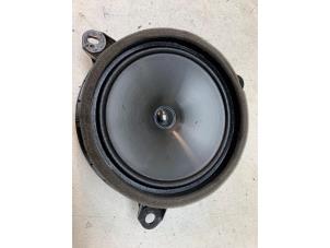 Begagnade Högtalare Toyota Aygo X 1.0 12V VVT-i Pris € 25,00 Marginaltabell erbjuds av Autodemontage van de Laar