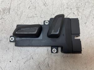 Begagnade Brytare, eldrivet säte Audi A3 Sportback (8VA/8VF) 2.0 TDI 16V Quattro Pris € 50,00 Marginaltabell erbjuds av Autodemontage van de Laar