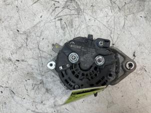 Gebruikte Dynamo Opel Tigra Twin Top 1.8 16V Prijs € 40,00 Margeregeling aangeboden door Autodemontage van de Laar