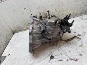 Begagnade Växellåda Mitsubishi Space Star (A0) 1.2 12V Pris € 400,00 Marginaltabell erbjuds av Autodemontage van de Laar