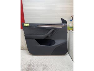 Begagnade List, framdörr, 4-dörrars, vänster Tesla Model Y (5YJY) Long Range,Performance Pris € 60,50 Inklusive moms erbjuds av Autodemontage van de Laar