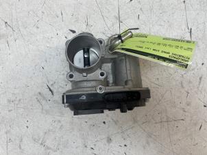 Gebruikte Gasklephuis Mitsubishi Space Star (A0) 1.2 12V Prijs € 75,00 Margeregeling aangeboden door Autodemontage van de Laar