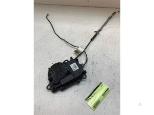 Używane Silnik tylnej klapy BMW 3 serie Touring (G21) 318i 2.0 TwinPower Turbo 16V Cena € 50,00 Procedura marży oferowane przez Autodemontage van de Laar