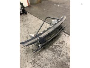 Begagnade Front BMW 3 serie Touring (F31) 316d 2.0 16V Pris € 125,00 Marginaltabell erbjuds av Autodemontage van de Laar