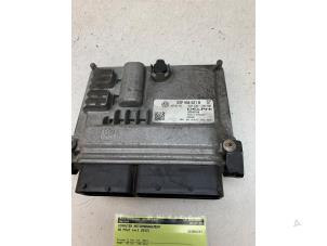 Używane Komputer sterowania silnika Volkswagen Polo V (6R) 1.2 TDI 12V BlueMotion Cena € 70,00 Procedura marży oferowane przez Autodemontage van de Laar