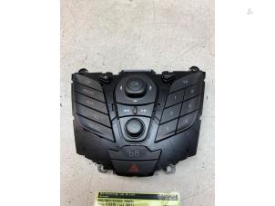 Begagnade Radiokontrollpanel Ford Fiesta 6 (JA8) 1.25 16V Pris på förfrågan erbjuds av Autodemontage van de Laar