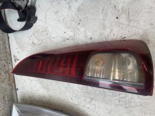 Begagnade Baklykta, höger Renault Espace (JK) 2.0 Turbo 16V Grand Espace Pris € 40,00 Marginaltabell erbjuds av Autodemontage van de Laar