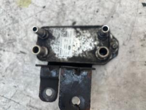 Begagnade Oljekylare Landrover Range Rover Velar (LY) 2.0 D180 AWD Pris € 50,00 Marginaltabell erbjuds av Autodemontage van de Laar