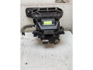 Gebruikte Kachelhuis Nissan Qashqai (J11) 1.2 DIG-T 16V Prijs € 125,00 Margeregeling aangeboden door Autodemontage van de Laar