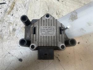 Begagnade Tändspole Skoda Yeti (5LAC) 1.2 TSI 16V Pris € 20,00 Marginaltabell erbjuds av Autodemontage van de Laar