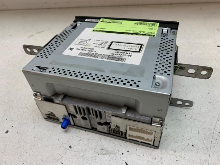 Navigeringssystem från en Nissan Micra (K13) 1.2 12V DIG-S 2013