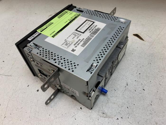 Navigeringssystem från en Nissan Micra (K13) 1.2 12V DIG-S 2013