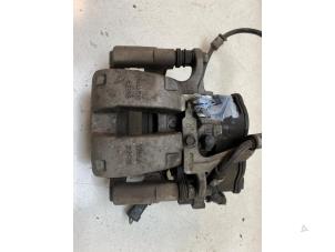 Używane Zacisk hamulcowy prawy tyl Tesla Model Y (5YJY) Long Range 72kWh Cena € 100,00 Procedura marży oferowane przez Autodemontage van de Laar