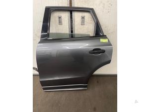 Gebruikte Portier 4Deurs links-achter Audi Q5 (8RB) 2.0 TFSI 16V Quattro Prijs € 450,00 Margeregeling aangeboden door Autodemontage van de Laar