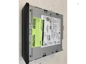 Begagnade Kontrollenhet, multimedia Volkswagen Polo VI (AW1) 1.0 TSI 12V Pris € 375,00 Marginaltabell erbjuds av Autodemontage van de Laar