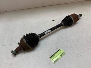 Begagnade Drivaxel, vänster fram Volkswagen Polo VI (AW1) 1.0 TSI 12V Pris € 225,00 Marginaltabell erbjuds av Autodemontage van de Laar