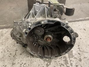 Używane Skrzynia biegów Mercedes CLA Shooting Brake (117.9) 2.2 CLA-200 CDI, 200 d 16V Cena € 750,00 Procedura marży oferowane przez Autodemontage van de Laar