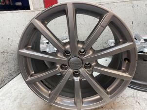 Używane Obrecz Audi A3 Sportback (8VA/8VF) 1.4 TFSI 16V e-tron Cena € 175,00 Procedura marży oferowane przez Autodemontage van de Laar