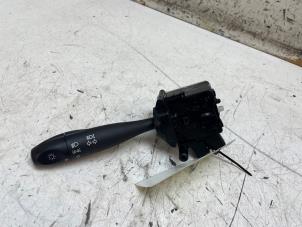 Begagnade Ljusbrytare Hyundai i10 (F5) 1.1i 12V Pris € 25,00 Marginaltabell erbjuds av Autodemontage van de Laar