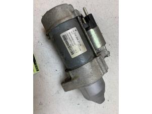 Gebruikte Startmotor Mercedes C (W205) C-180 1.6 16V Prijs op aanvraag aangeboden door Autodemontage van de Laar