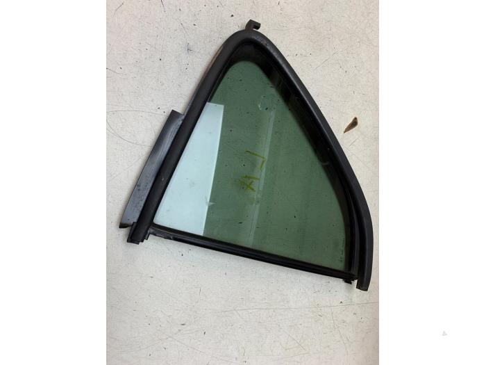 Sidofönster, vänster bak från en Suzuki Splash 2008