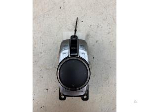 Gebruikte I-Drive knop BMW 7 serie (G11/12) 740d,Ld xDrive 24V Prijs € 150,00 Margeregeling aangeboden door Autodemontage van de Laar