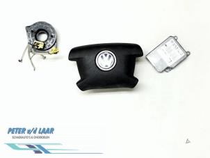Gebruikte Airbag Set + Module Volkswagen Transporter T5 1.9 TDi Prijs € 200,00 Margeregeling aangeboden door Autodemontage van de Laar