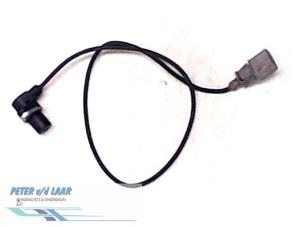 Begagnade Vevaxelsensor Audi A4 Avant Quattro (B6) 2.5 TDI V6 24V Pris € 40,00 Marginaltabell erbjuds av Autodemontage van de Laar