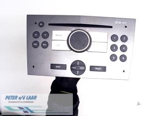 Używane Radio Opel Zafira Cena € 70,00 Procedura marży oferowane przez Autodemontage van de Laar