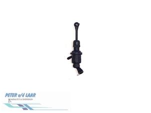 Gebruikte Koppeling Hoofd Cilinder Renault Twingo II (CN) 1.5 dCi 75 FAP Prijs € 50,00 Margeregeling aangeboden door Autodemontage van de Laar