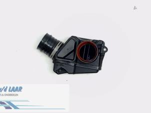 Begagnade Luftfilterhus Mercedes C (W203) 1.8 C-180K 16V Pris € 70,00 Marginaltabell erbjuds av Autodemontage van de Laar