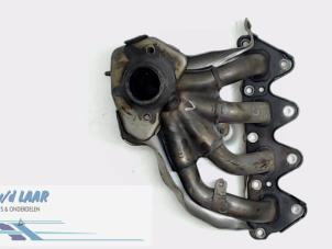Begagnade Avgasgrenrör Renault Clio III (BR/CR) 1.6 16V Pris € 70,00 Marginaltabell erbjuds av Autodemontage van de Laar