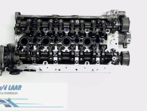 Begagnade Topplock Renault Vel Satis (BJ) 2.2 dCi 150 16V Pris € 250,00 Marginaltabell erbjuds av Autodemontage van de Laar