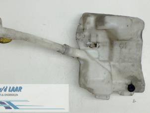 Begagnade Spolartank, vindruta Renault Espace (JK) 3.0 dCi V6 24V Grand Espace Pris € 25,00 Marginaltabell erbjuds av Autodemontage van de Laar