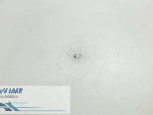 Gebruikte Schuifdak schakelaar Renault Megane II CC (EM) 1.6 16V Prijs € 10,00 Margeregeling aangeboden door Autodemontage van de Laar