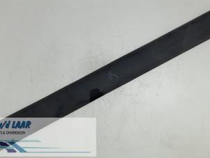 Begagnade Dekorstripe Opel Movano (4A1; 4A2; 4B2; 4B3; 4C2; 4C3) 3.0 CDTI 16V Pris € 30,00 Marginaltabell erbjuds av Autodemontage van de Laar